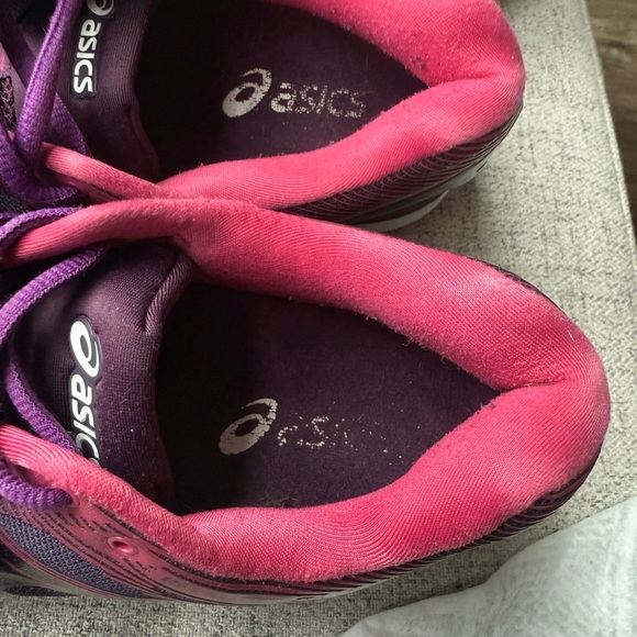 Asics Women's Gel Nimbus 19 Shoes - Women’s Size 8.5 Burgundy/ Pre-Loved - Picture 6 of 6